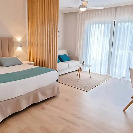 Апартаменты Maresia Village